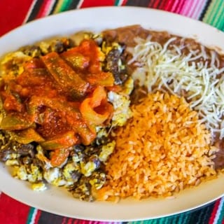 Huevos Rancheros con Carne Asada