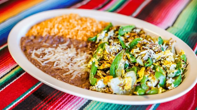 Machaca con Huevos.